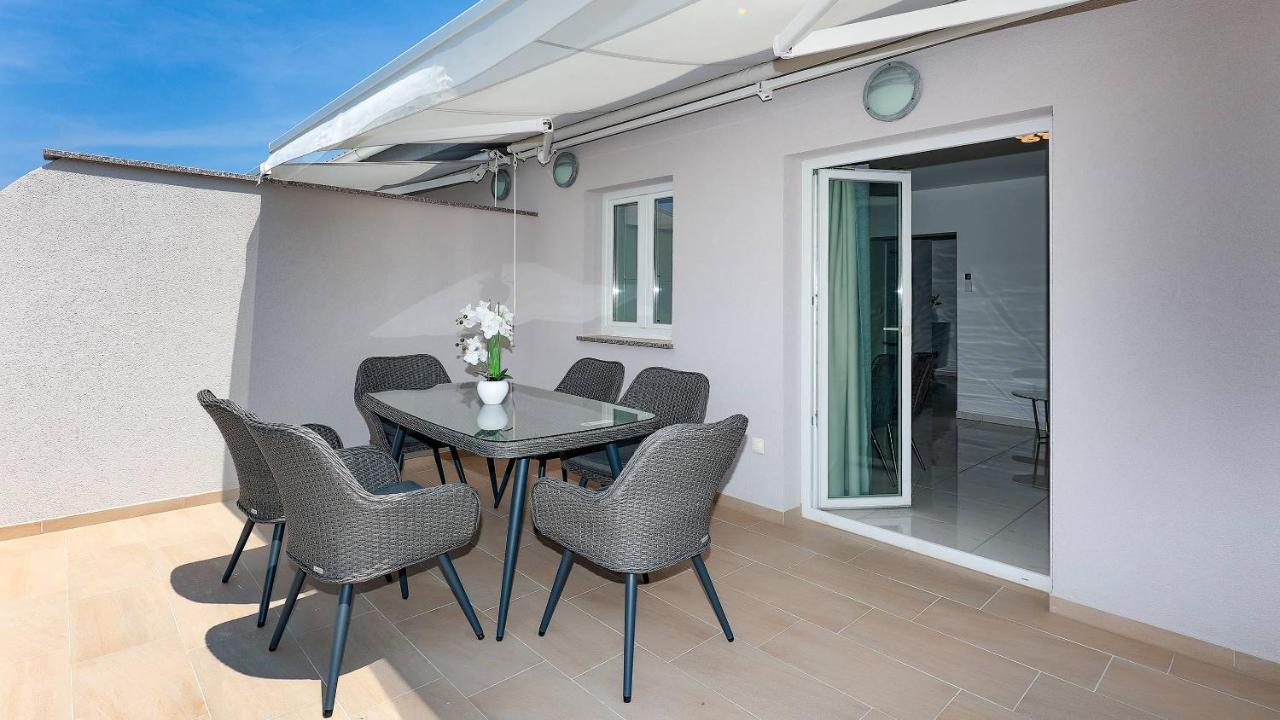 Apartmani "Villa Barbara" Novalja Zewnętrze zdjęcie